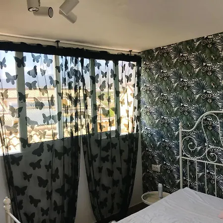 3 Bedrooms At Arona 20 M Away From The Beach With Sea View Shared Pool And Furnished Terrace Apartmán *