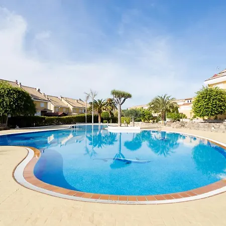 3 Bedrooms At Arona 20 M Away From The Beach With Sea View Shared Pool And Furnished Terrace Arona (Tenerife)